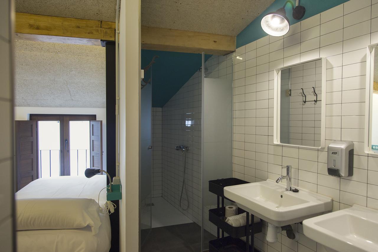 Green River Hostel Куенка Екстер'єр фото